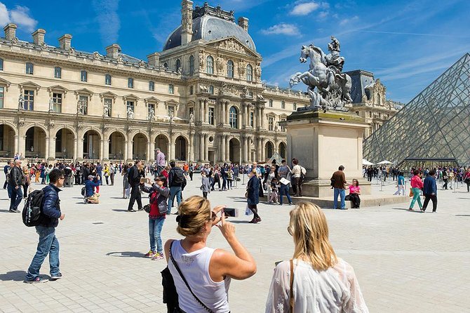 Louvre Museum Masterpieces Guided Tour - Your highlights route: Nike, Venus, and the palace story