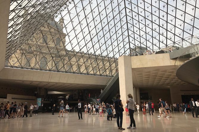 Louvre Museum Masterpieces Guided Tour - Timing and stamina: the “2 hours” reality check