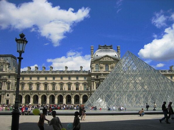 Louvre Museum Masterpieces Guided Tour with Access - Key things to know before you go