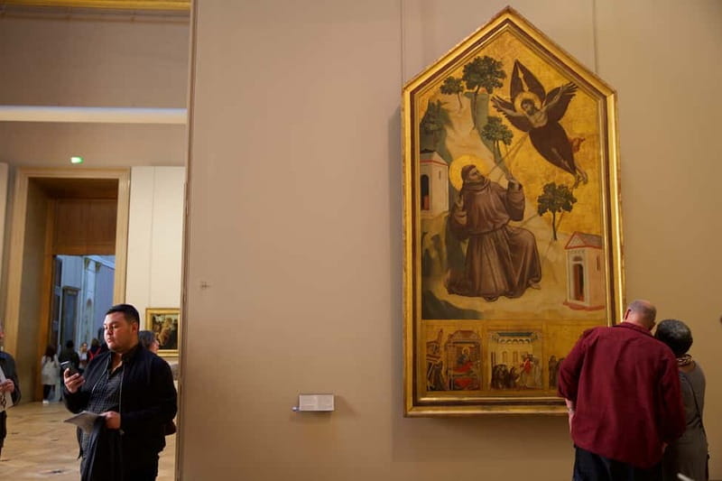 Louvre Museum: Mona Lisa Without the Crowds Last Entry Tour - The early galleries: foundations, Greek statues, and big meaning