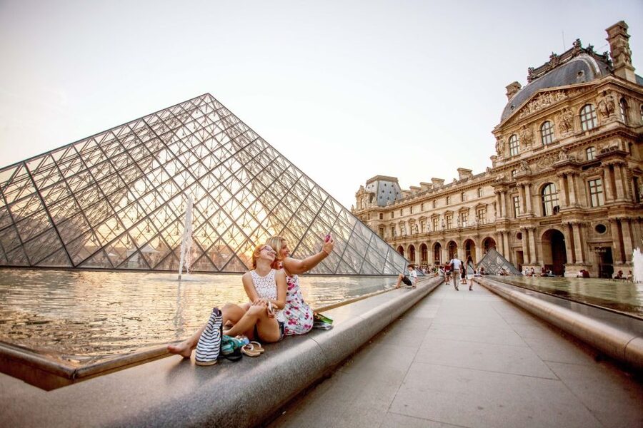 Louvre Museum: Skip-the-Line Guided Tour - Price and value: when $146 per person makes sense