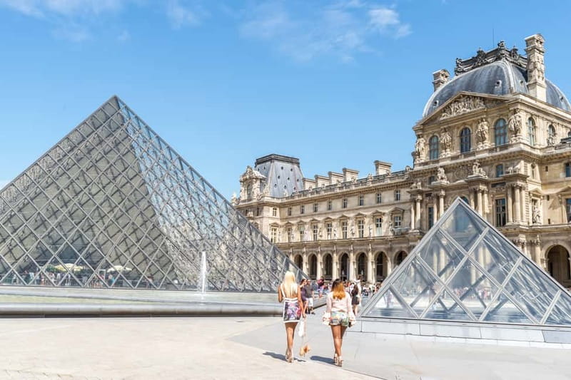 Louvre Museum: Skip-the-Line Small Group Guided Tour - Why this Louvre tour feels different from wandering