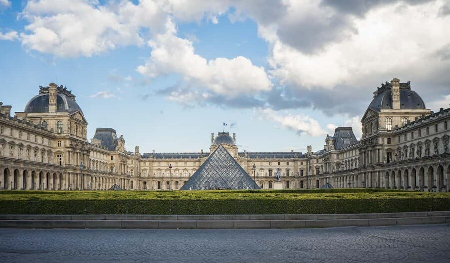 Louvre Museum Timed Entrance Ticket with Audio Guide - Key things to know before you go