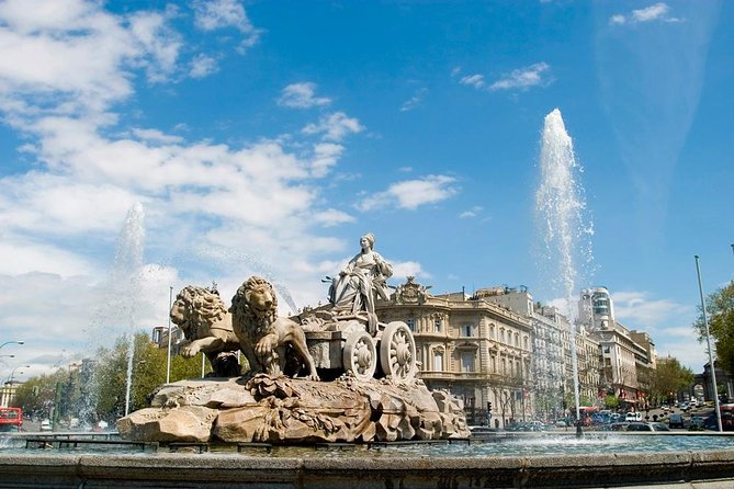 Madrid Highlights with Prado Museum Admission Ticket - Los Austrias to Gran Via: Architecture Highlights and a Real Madrid Detour