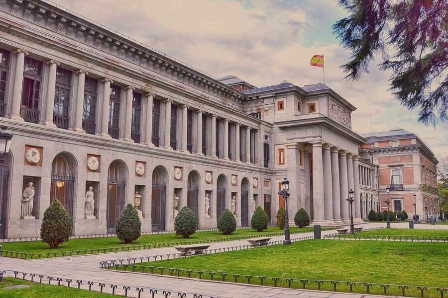 Madrid: Prado Museum and the Royal Palace Guided Tour - Skip-the-line Prado: how you see the right paintings first