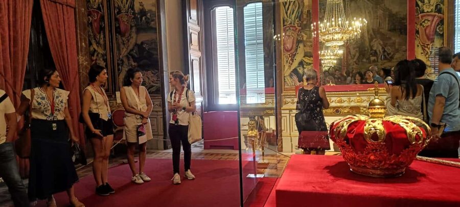 Madrid: Prado Museum and the Royal Palace Guided Tour - Who should book this guided Prado and Royal Palace combo?