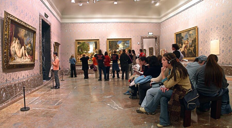 Madrid: Prado Museum Ticket with In-App Audio Guide - Skip-the-line at the Prado: meeting Naturanda by the Goya statue