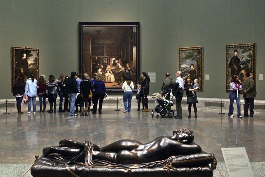 Madrid: Reina Sofia and Prado Museum Tickets and Guided Tour - The guide experience: what makes the tour feel smooth