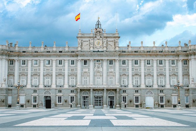 Madrid Royal Palace and Prado Museum Private Tour with Transfers - Royal Palace of Madrid: A guided sprint through Spain’s power