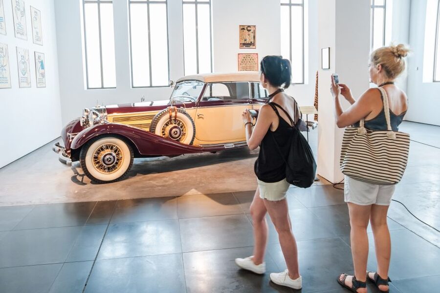 Málaga: Museo del Automóvil y la Moda Ticket - Fashion isn’t a side quest here