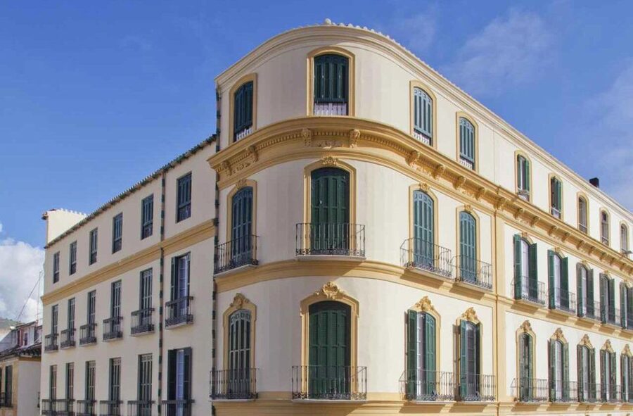 Málaga: Picasso Birthplace Museum Ticket & City Audio Guide - Inside the Picasso Birthplace Museum: what you’ll likely see