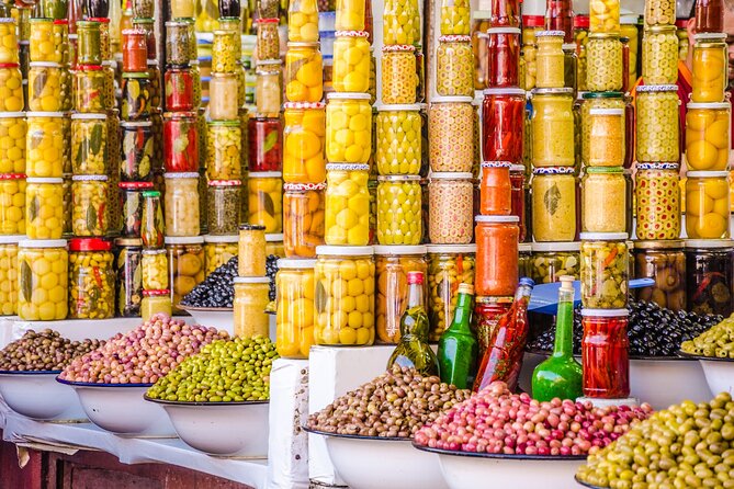 Marrakech: Palace, Museum, Madrasa & Medina Highlights Tour - Bahia Palace’s Courtyards: Where Power Turns Into Craft