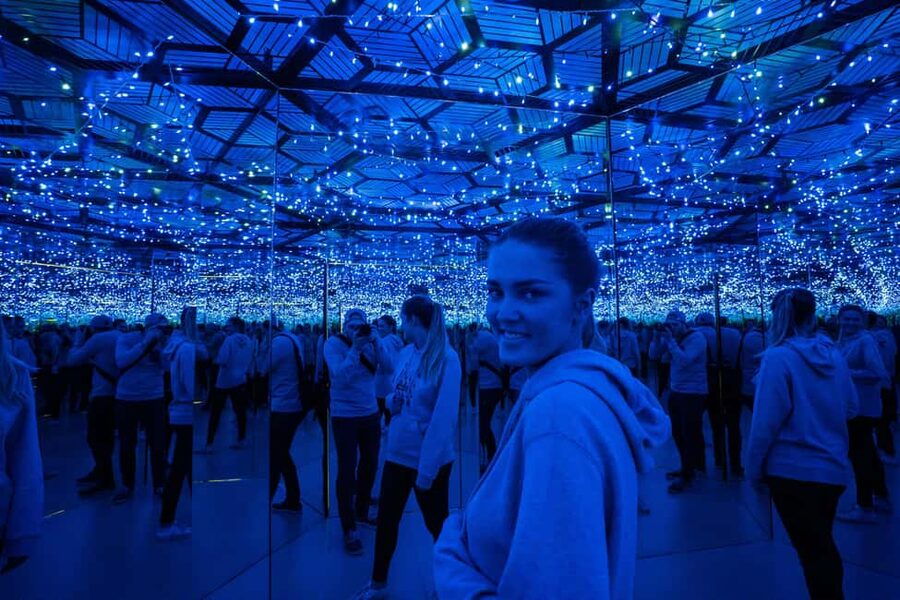 Marseille: Musée de l'Illusion Entry Ticket - Entering the Museum: From Normal Reality to Optical Noise