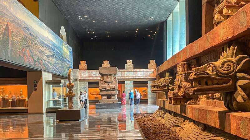 Mexico City: Chapultepec Castle and Anthropology Museum Tour - Your bilingual guide: how you get the most out of the English gaps