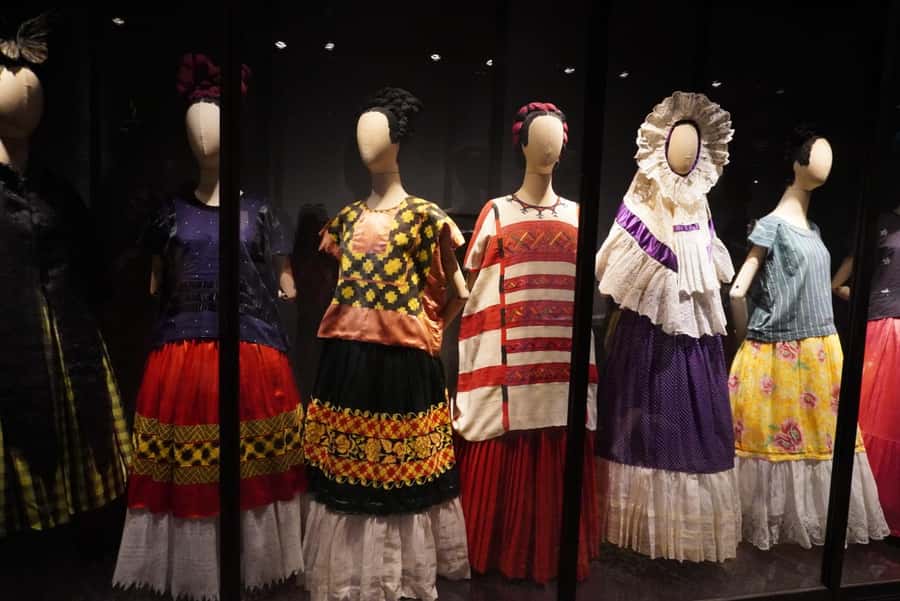 Mexico City: Frida Kahlo Museum Tour - Casa Azul in Coyoacán: what a guided Frida visit really gives you