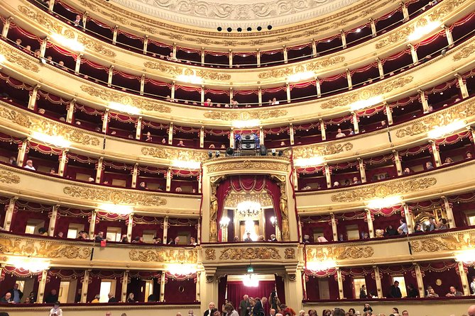 Milan: Skip-the-Line La Scala Theatre Museum Guided Tour - Meeting up at La Scala: how to start without wasting time