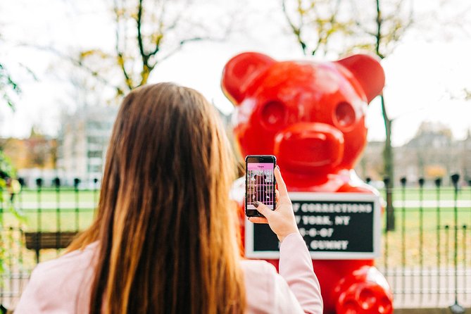 Moco Museum Amsterdam Admission Ticket with Banksy and more - More Than Static Art: The Interactive End and Photo-Friendly Moments