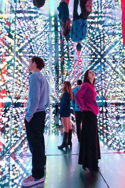 Moco Museum Amsterdam Entrance Tickets with Banksy & More - Digital rooms, light installations, and the Robbie Williams-style pop factor