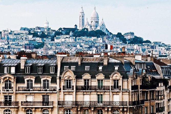 Musée d'Orsay & Montmartre Tour Semi-Private Guided Tour 8ppl Max - Getting to Montmartre by private car: fewer headaches, more time for the walk