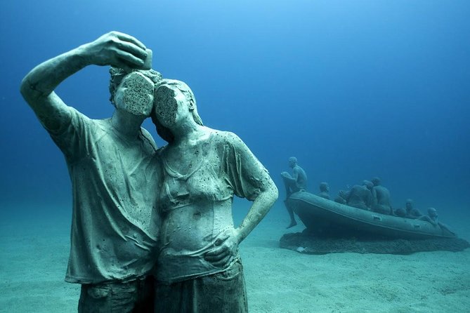 Museo Atlantico for non-certified divers - The in-water visit: beginner depth, strict supervision, real control