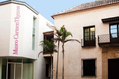 Museo Carmen Thyssen de Malaga Entrance Ticket - Inside the 16th-century building: ceilings, courtyard, and pacing your hour