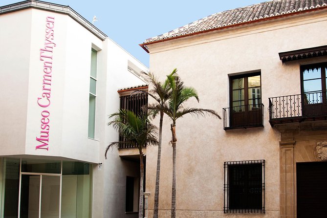 Museo Carmen Thyssen de Malaga Entrance Ticket - Inside the 16th-century building: ceilings, courtyard, and pacing your hour
