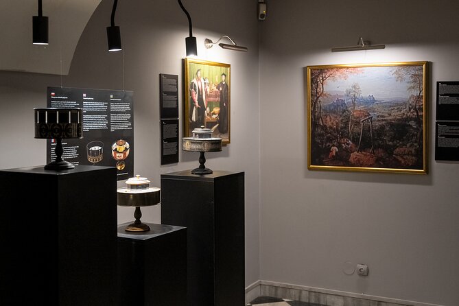Museum of Illusions Entry Ticket - Holograms and optical puzzles you can study at your pace
