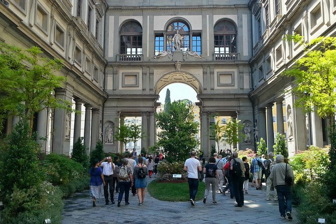 Museum of illusions Florence Entrance Ticket - Guide help and better photos: the real secret sauce