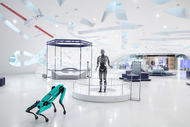 Museum of the Future Tickets - The Most Common Reactions: When It Feels Mind-Blowing and When It Doesn’t