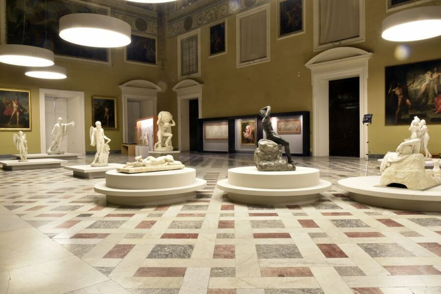 Naples: National Archaeological Museum Tour & Digital Guide - Priority entrance: how the start of your visit should feel