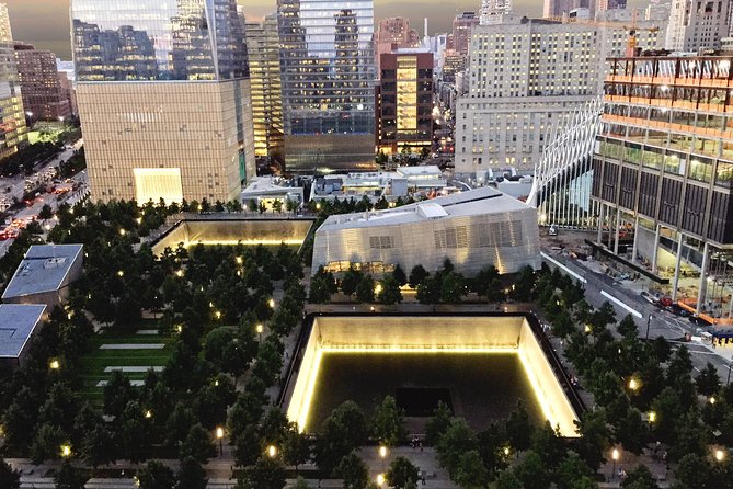 New York Private 9/11 Memorial Tour with Optional Museum Ticket - St. Paul’s Chapel: where the day begins with real context
