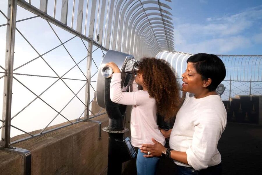 NYC: Empire State Building Tickets - Observatory & Museum - Timing Tips: When to Go for Light and a Smoother Visit
