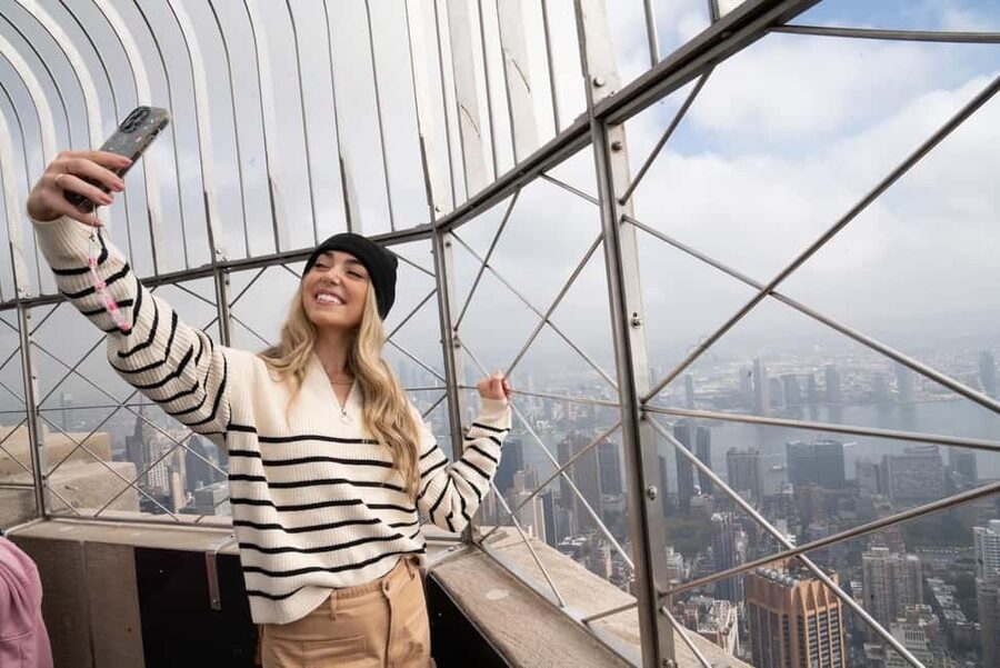 NYC: Empire State Building Tickets - Observatory & Museum - Getting Through Security and the Art Deco Lobby Experience