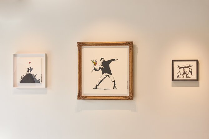 Official tickets: Moco Modern & Contemporary Art Museum - The included audio guide, lockers, and take-home museum guide