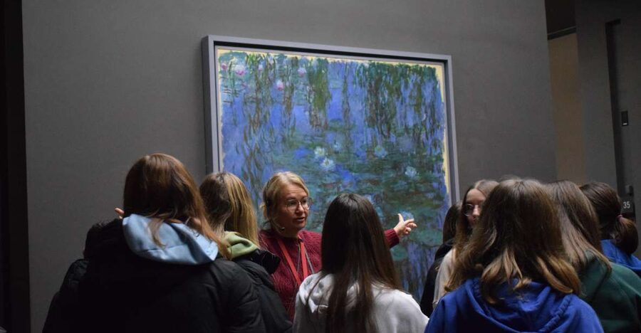 Paris: Best of Orsay Museum Small Group Tour with Tickets - Small-group dynamics: why you’ll hear your guide and see the same thing