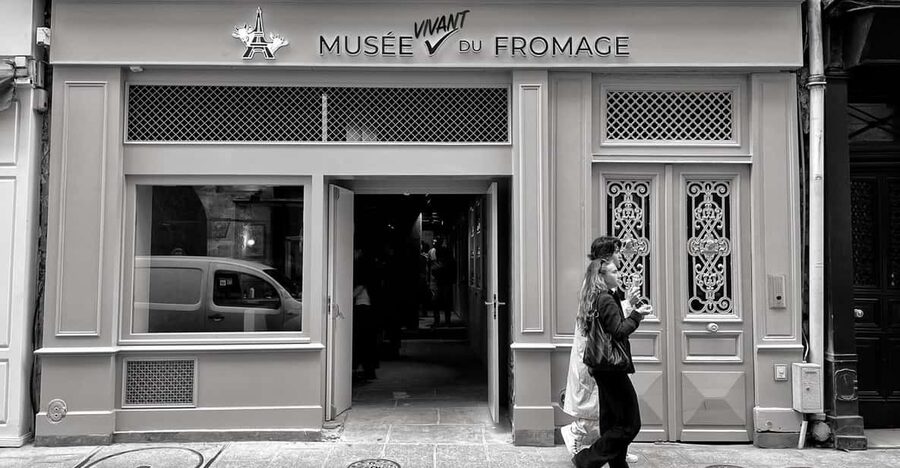 Paris: Living Cheese Museum Guided Tour with Cheese Tasting - The cheesemaking demo: what you’re actually there to see