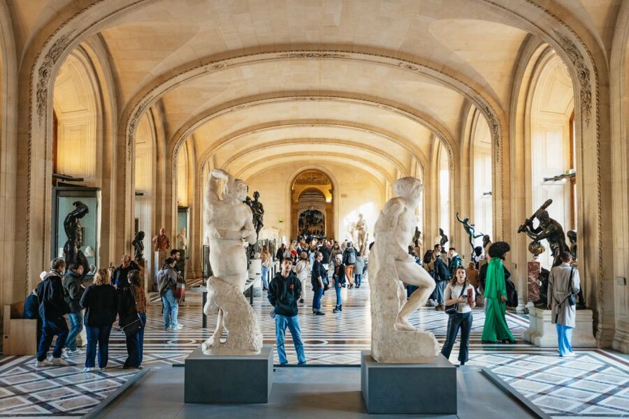 Paris: Louvre Museum Entry Ticket With Host and River Cruise - Plan Your Louvre Route in a 35,000-Artwork Maze