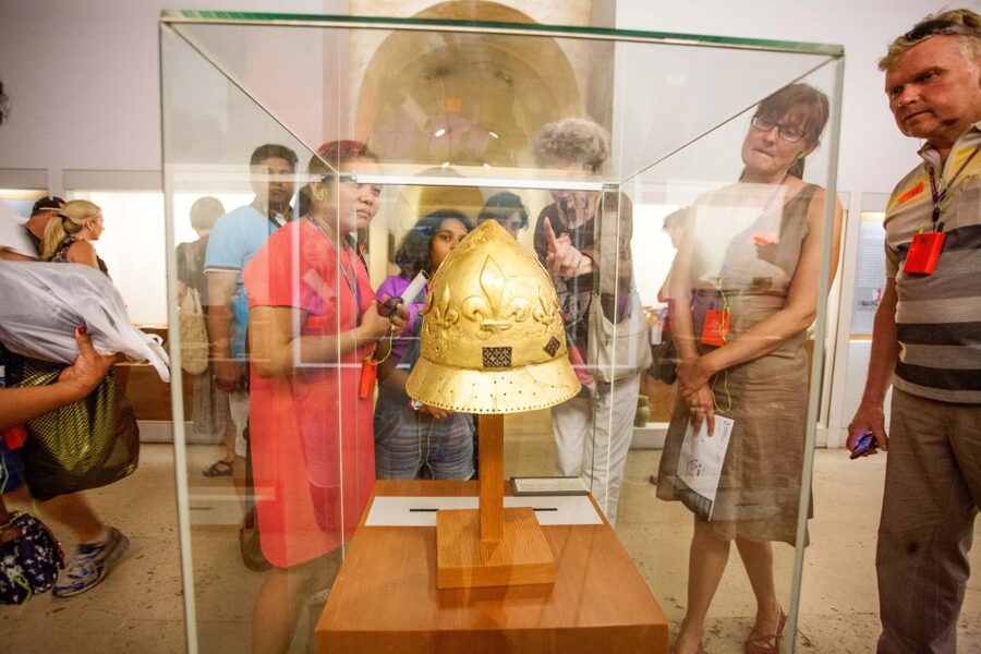 Paris: Louvre Museum Guided Tour - Price and value: is $101 a good deal for the Louvre?