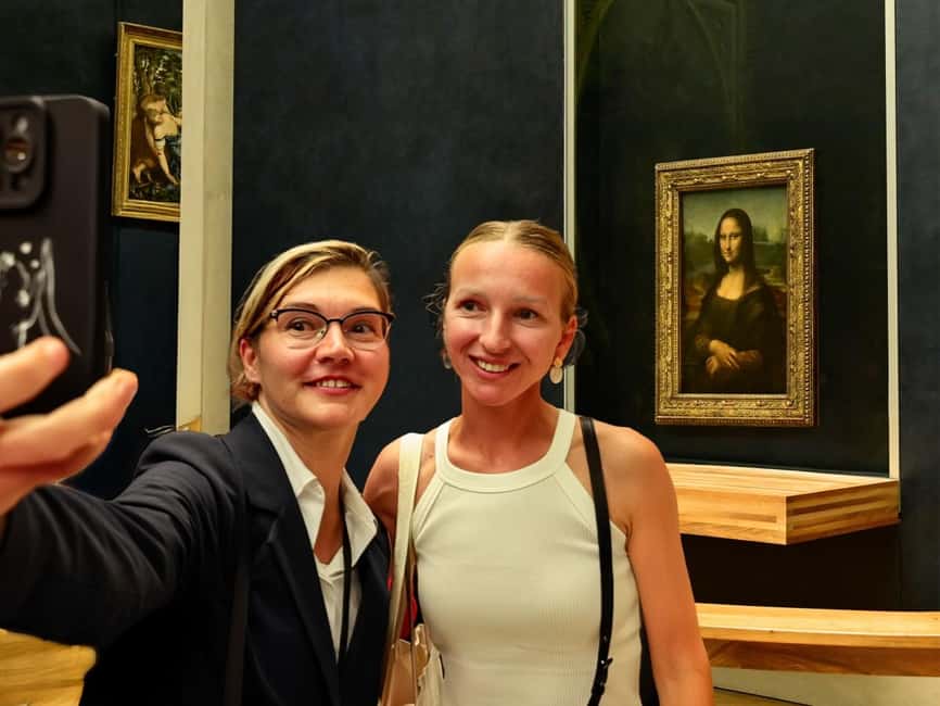 Paris: Louvre Museum Guided Tour with Skip-the-Ticket-Line - Venus de Milo and Winged Victory: the sculpture stops you’ll remember