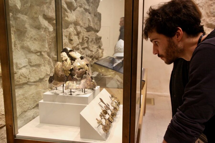 Paris: Louvre Museum Highlights and Mona Lisa Tour - Price and Time Saved: Is $116 Worth It?