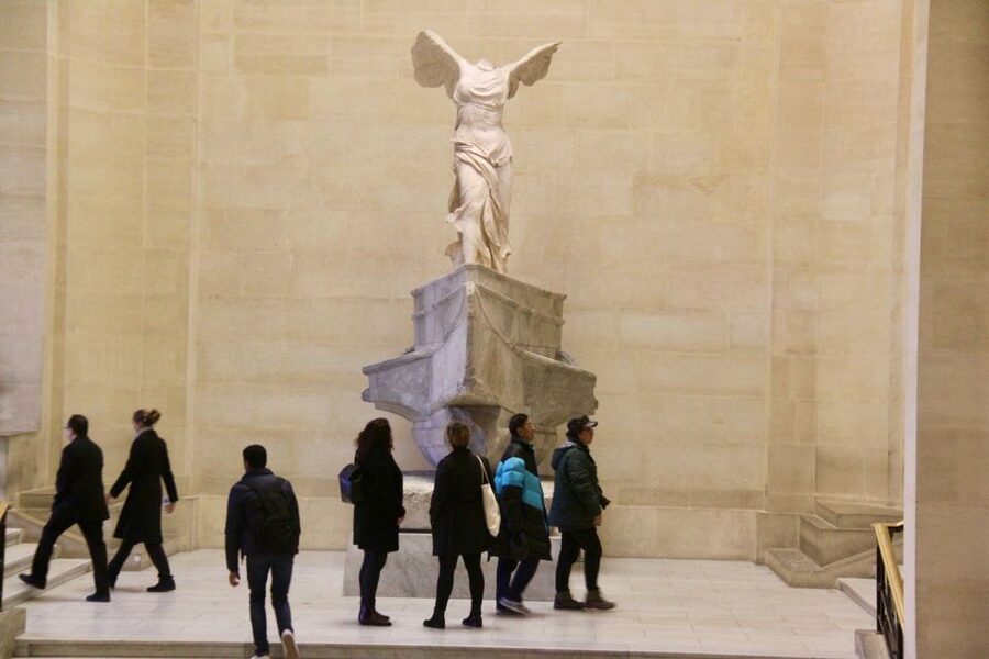 Paris: Louvre Museum Highlights and Mona Lisa Tour - How the Guide Turns Each Masterpiece Into a Story