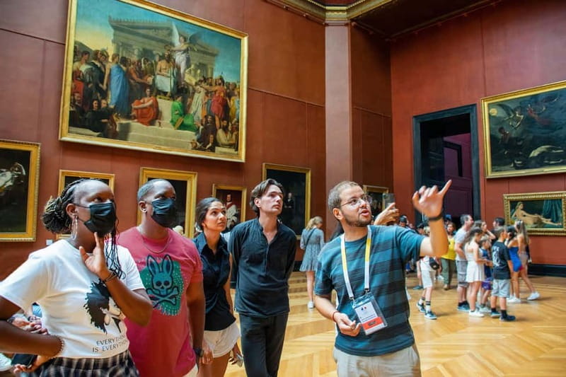 Paris: Louvre Museum Highlights Small-Group Guided Tour - The 2-hour highlights route: Mona Lisa, Venus de Milo, and Victory of Samothrace