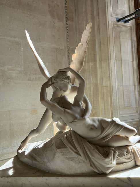 Paris: Louvre Museum Hosted Entry & Masterpieces Audio Guide - Should You Book This Louvre Experience?