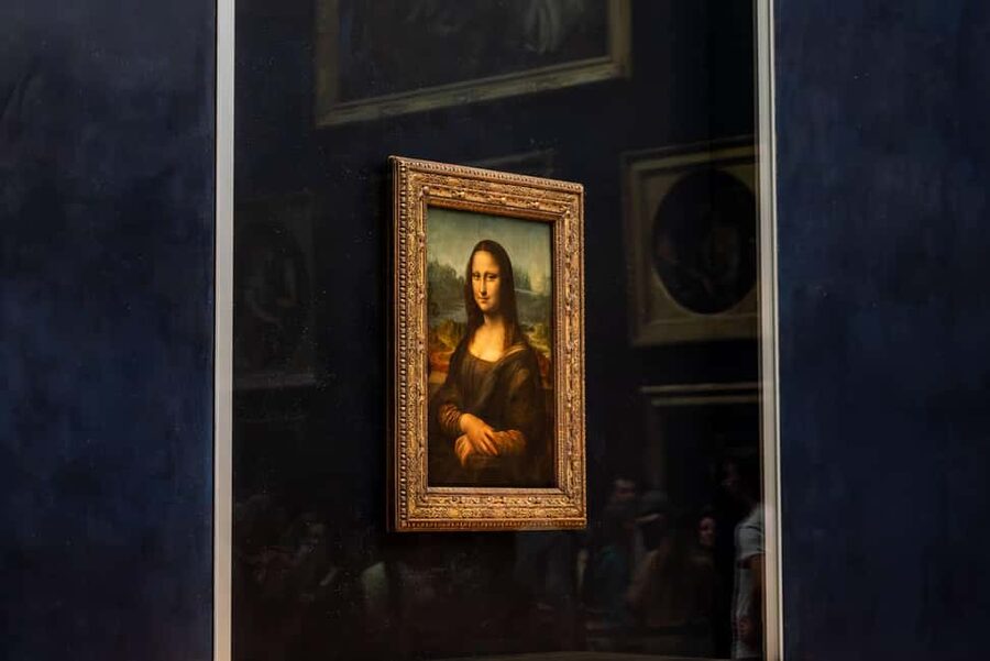 Paris: Louvre Museum Masterpieces Private Small Group Tour - Who should book this Louvre masterpiece tour