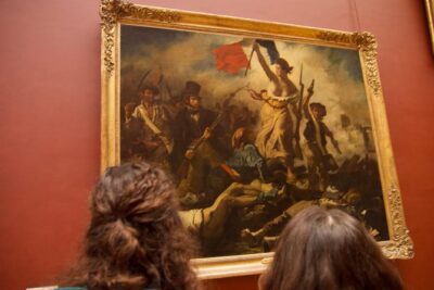 Paris Louvre Museum Must-Sees Guided Tour - Getting started at Arc de Triomphe du Carrousel (and not losing time)