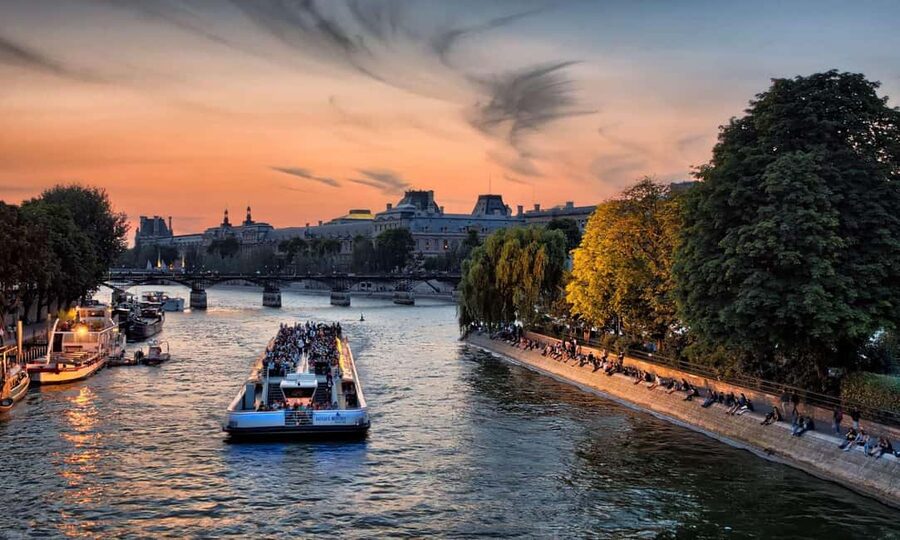 Paris: Louvre Museum & River Cruise Priority Access Tickets - If You Care About Time, Choose Your Louvre Slot Carefully
