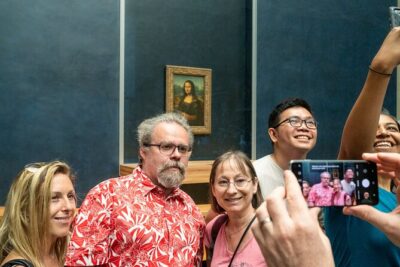 Paris Louvre Museum: Small Group Guided Highlights Tour - Meeting at Arc de Triomphe du Carrousel: Be Ready to Start Fast