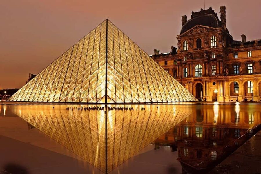 Paris: Louvre Museum Ticket with Optional Hosted - Price and Value: Is $35 Worth It for Your Style?