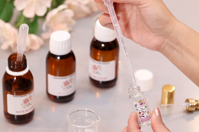Perfume Making Class and Guided Visit of Fragonard Perfume Museum - The Flower-of-the-Year workshop: you mix, you customize, you spray