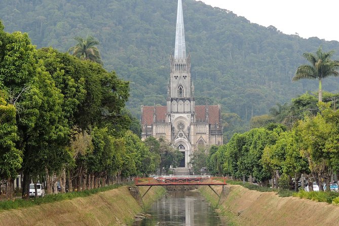 Petrópolis Day Trip from Rio de Janeiro including Imperial Museum and Crystal Palace - Quintandinha Palace Photos: Short Stop, Nice Perspective